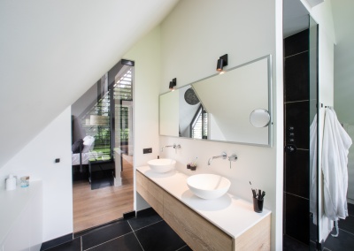 Bathroom ensuite Villa Bilthoven Buro Go